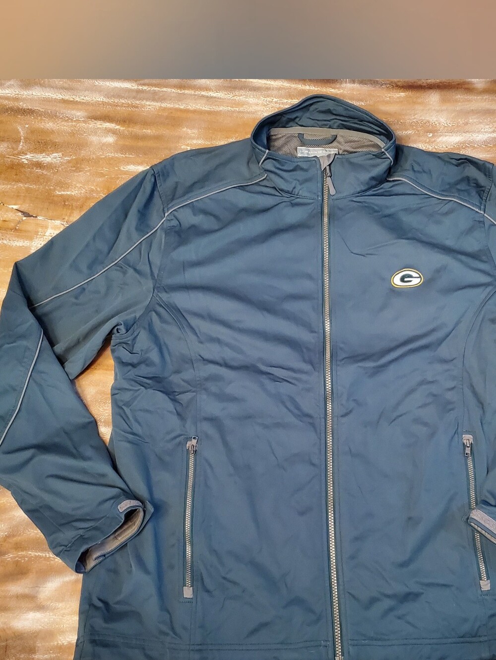 Green Bay Packers Cutter & Buck CB WeatherTec Windbreaker
